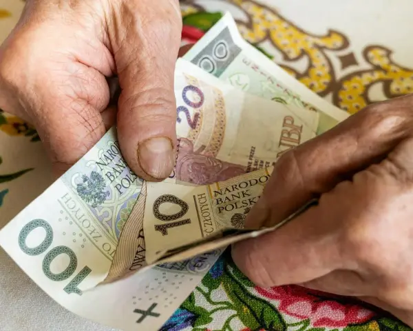 Renta rodzinna: Co to jest? Kto, ile i jak może otrzymać?