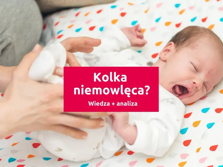Płacz niemowlaka, który może oznaczać kolkę. Rodzic próbuje uspokoić dziecko.