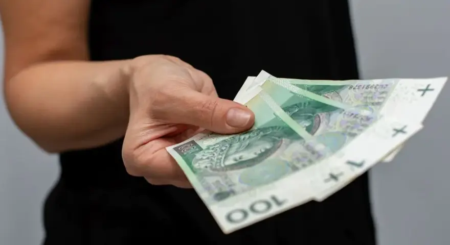 Zasiłek rodzinny 2024: Sprawdź progi dochodowe i kryteria